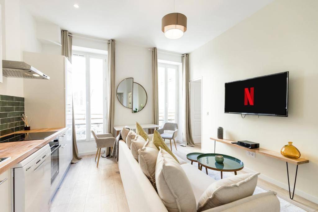 Apartamento T2 Cocoon In The Heart Of Cours Julien | By Airnest