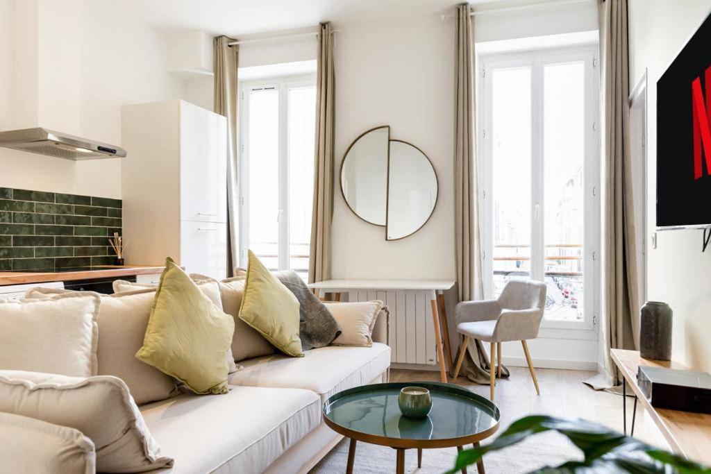 T2 Cocoon In The Heart Of Cours Julien | By Airnest